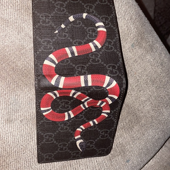 Gucci wallet - Picture 3 of 3